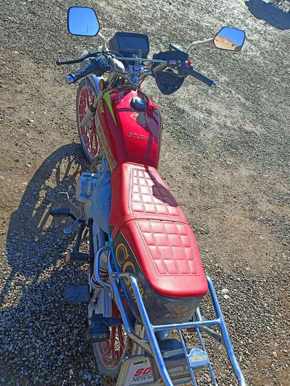 #للبيع 
 
سولنك وزن ثقيل صفر ماشي 3 اشهر كلو شغال ريمونات عدد 2 سويجات عدد 2 بصمه كلو شغال السعر 700 وبي مجال قليل الشراي يجي خاص او يتصل ***********
