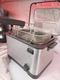 قلايه كهربائيه • نظيفه • ابو غريب