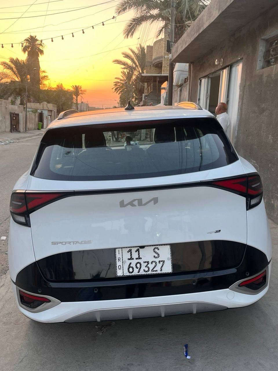 🚘 للبيع كيا سبورتج GT-Line 2023 🚘

للبيع سبورتج 2023 فئة GT-Line الأعلى والأكمل، لون أبيض مميز، بحالة ممتازة جداً ومكفولة كفالة عامة.

🔹 محرك 1600 CC اقتصادي وقوي
🔹 الممشى 58 ألف كم فقط
🔹 سقف بانوراما كامل
🔹 مقاعد جلد فاخرة
🔹 شاشة وكالة
🔹 كاميرا
🔹 فول المواصفات – أعلى فئة GT
🔹 استخدام نظيف ومعتنى بها بشكل ممتاز
🔹 جاهزة للفحص في أي مكان

سيارة تجمع بين الفخامة، الأداء، والاقتصادية، ولا تحتاج أي مصروف.

💰 السعر المطلوب: 230بيه مجال بسيط
رقم بغداد 
العنوان / بلديات

للاستفسار والمعاينة التواصل على رقم الخاص ( ***********)
والله يبارك للبائع والمشتري.
