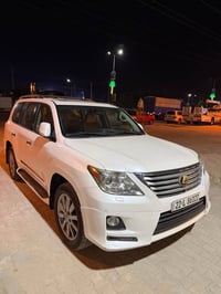 لكزس LX 570 • ٢٠١١ • رقم اربيل