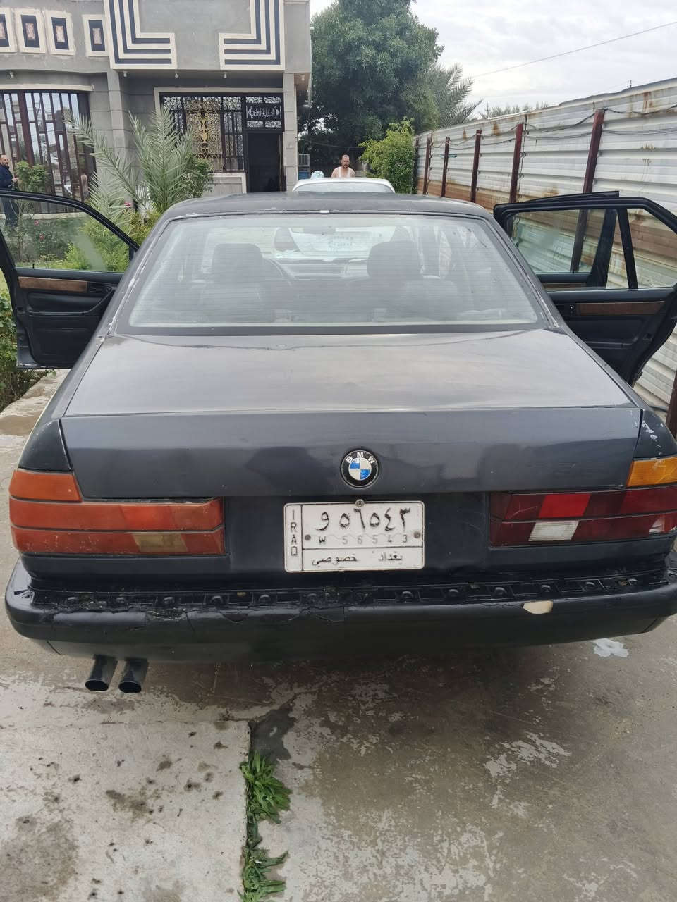 السلام عليكم بيئم موديل 1991 السيارة بحالة جيدة نقصه  صبغ  سعر 38بيه مجال


**إذا كنت صاحب هذا الإعلان وتريد حذفه لأي سبب، رجاءا أرسل رسالة إلى الدعم الفني**