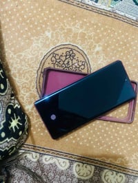 مراوس ب ايفون 13برو ماكس مكسوره شاشه او مفتوح 07867295516 Singapore