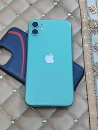 من رخصه الادمن السلام عليكم  ايفون 11 عادي ذاكره 64👉 بطاريه 81👉 فيس اي...