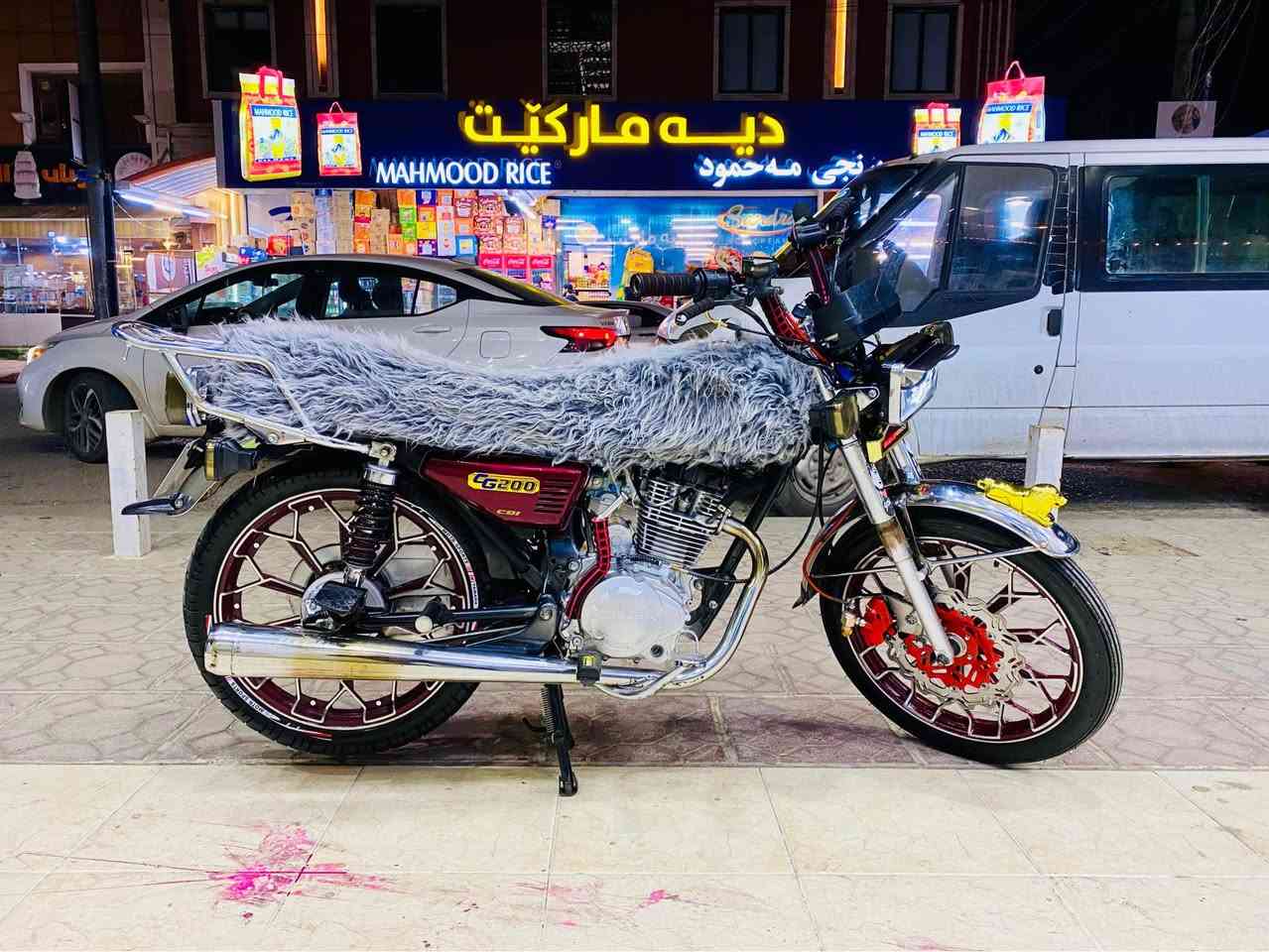 للبيع متور . نامي برو ،اخو لجديد محرك 200 طلقة كهربايات كامل 
شغال  تايرات جدد أوراق منفيس أصلي موجود موديل 2024 سعر 650 ألف فية مجال رقم *********** فية واتساب أربيل, العراق
