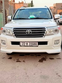 لاندكروز ٢٠١٤ جديده ماشيه ٦٧ الف ساس باب اول للاستفسار الاتصال على الر...