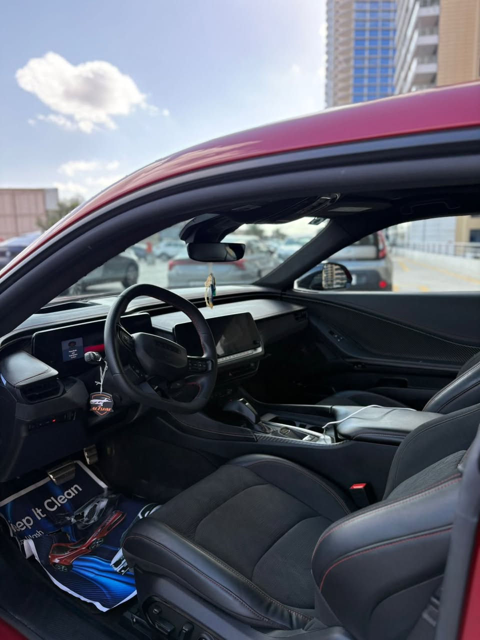 السلام عليكم للبيع او مراوس 
دوج جارجر دايتونا ستيج 2
فول مواصفات وأعلى صنف 
رقم بغداد باسمي 
السياره بحاله الوكاله وماشيه ٣٠٠٠ فقط 
صبغ قطعتين فقط بدون ارباك 
مكان السياره بغداد اليرموك 
السعر خاص 
***********
