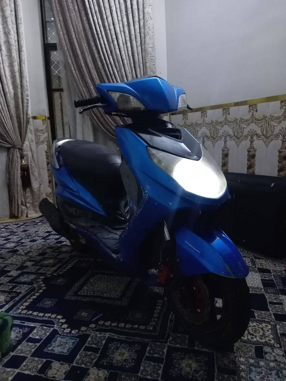 سلام عليكم سكنس فحل كابريتر الدراجه خير من الله شلعه ومعدل وميحتاج اوصفه بعد تجي وشوفه بعينك كهربائيات شغاله للعلم مكاني بغداد البلديات رقمي .. *********** السعر 450الف
