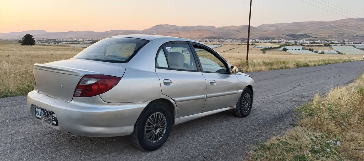 كيا ريؤ مؤديل 2000ئارمى پلاسيك سليمانى گير عادى ته بريد به شه ر ت گيرومه كينه به شه رت ده عمى نيه شوين بازيان 
***********
*********** السليمانية, العراق
