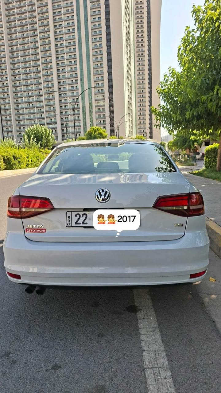 جیتا مۆدیل ٢٠١٧🙋
مەکینە ١٤ی تۆربۆ مواسەفات S
٩٦٠٠٠رۆیشتیە✅
سەنەوی و هەزە نوێیەتامانگی 11ی 2029💯
دووپارچەی هەیە لەگەل دۆسەی لای سەیاق کەمەک ناوی تەعدیلە🛠️

تایەکانی نوێیە✅
تەقەورەقەی بەشەرت ✅
گێرو مەکینە بەشەرت✅
هیچ مەسروفەکی تێدا نیە💯 
نرخی ١٠٩وەرەقە و کەمەک مەجال💵*********** أربيل, العراق
