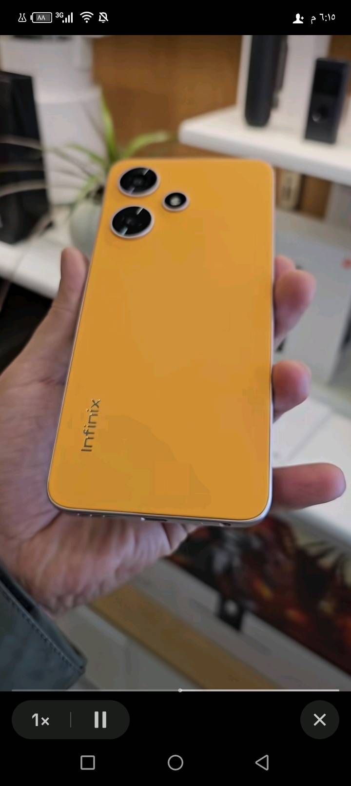 هنا عندي هاتف Infinix HOT 30i بلون برتقالي جذاب. الجهاز بحالة ممتازة ويشتغل بكفاءة عالية. يحتوي على ذاكرة داخلية بسعة 128 جيجابايت وذاكرة RAM بحجم 4 جيجابايت مع إمكانية التوسيع. يعمل بنظام Android 12 ومعالج UMS9230 (T606). الكاميرا الخلفية مزدوجة بدقة 13 ميجابكسل والأمامية بدقة 8 ميجابكسل. الشاشة بحجم 720X1612 والبطارية بسعة 5000mAh. السعر مفتوح للمفاوضة.