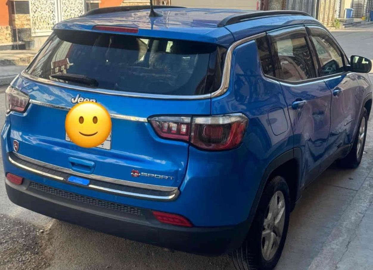 السلام عليكم عندي سياره للبيع جيب كومباس موديل ٢٠١٩ سبورت ماشيه ٨٩ محرك ٢٤٠٠ السياره بيها حادث رصعات بسيط بالجاملغ متصلحه على البارد مابيها اي نواقص الي شراي يتفضل سعرها ١٤٠ $


**إذا كنت صاحب هذا الإعلان وتريد حذفه لأي سبب، رجاءا أرسل رسالة إلى الدعم الفني**