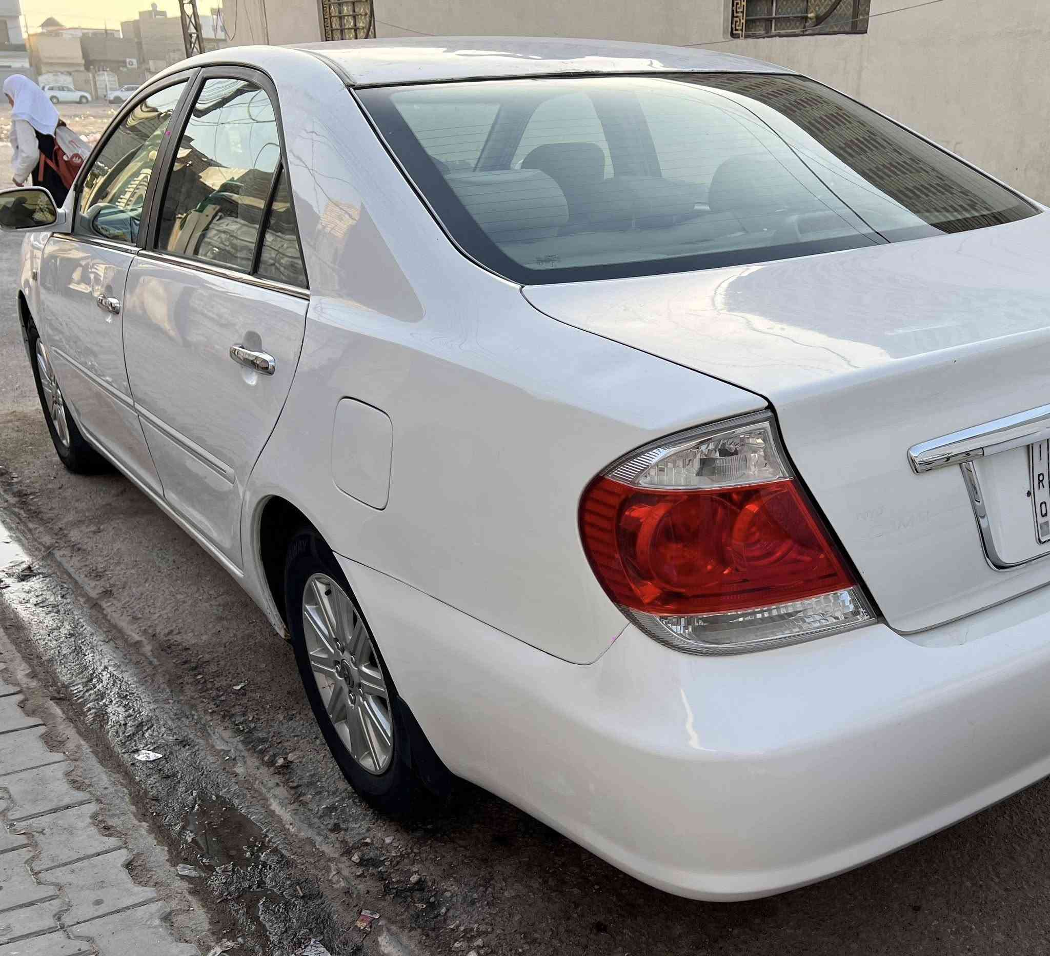 السلام عليكم عندي كامري الموديل 2006 خليجية السيارة كلش حلوه بية شوية صبغات رقم بابل باسمي تخم تاير جديد رقم جديد السيارة كلش جديده وحلوه السعر 110بيه مجال مكاني نجف ***********
