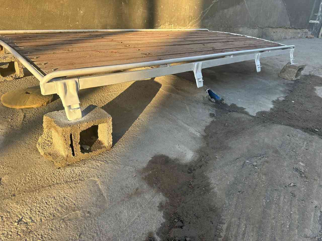 عندي سيبايه مال اج تو او هايسه ترهم  العنوان بغداد لاستفسار ***********
