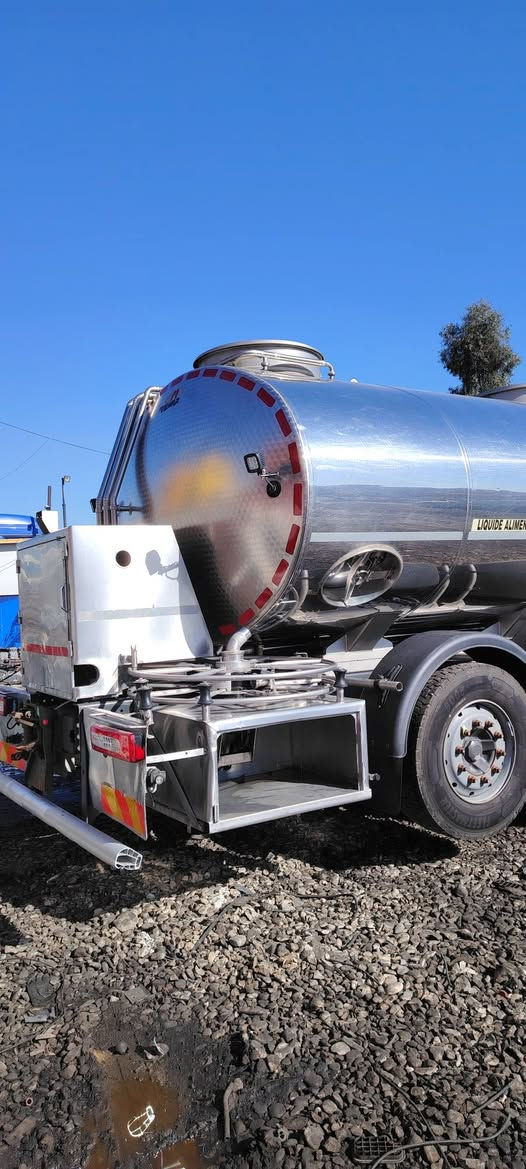 رينو تنكر نيكل 2017 ريتاردر فول اوتوماتيك داخل جديد السعر 320 ورقة .. *********** واتساب
