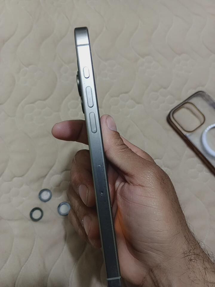 ايفون برو ماكس 15 للبيع 
ذاكره256 ضمان ماستر 
بطاريه 86 الجهاز كلش نضيف  ومابي اي نقص
السعر مليون و100


**إذا كنت صاحب هذا الإعلان وتريد حذفه لأي سبب، رجاءا أرسل رسالة إلى الدعم الفني**