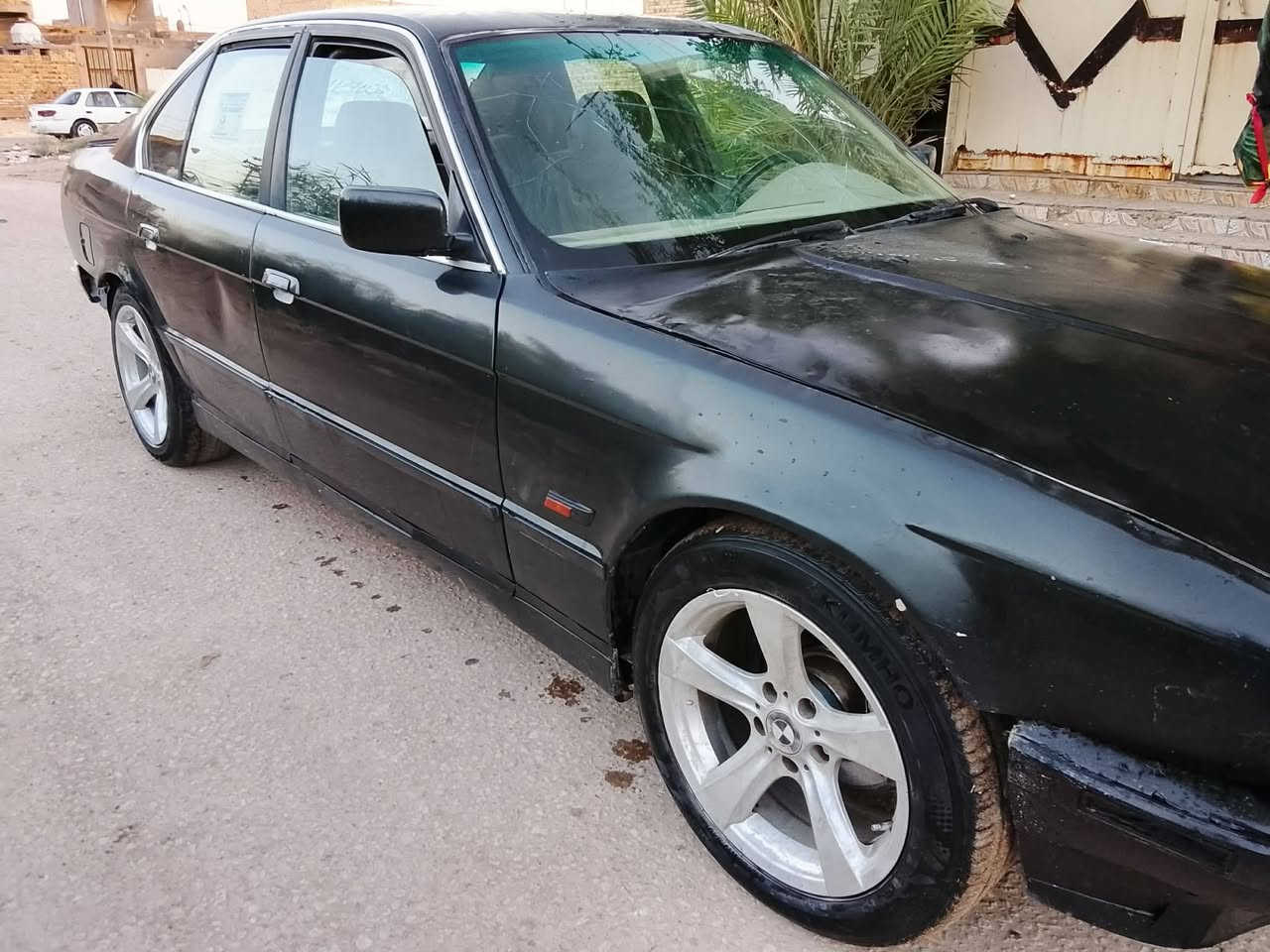 السلام عليكم بيم 525 رقم نجف موديل 1992تحويل مباشر مكينه وكير دفور الجبير ملكه حداده جديده جديده كهربيات شغاله السياره مكفوله مبيه نقص جاهزه السعر 48ورقه بيع ومراوس حسب القناعه مكان للسياره الدوانيه قضاه الشاميه رقم الموبايل ***********
