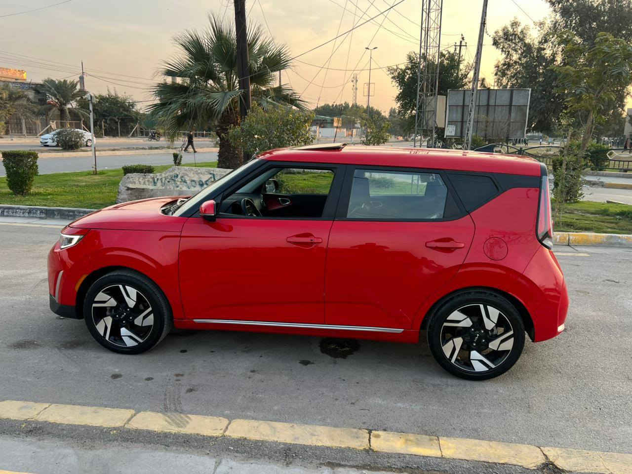 كيا سول 2023 جيتي لاين فول 1/1 رقم اربيل الدولي الجديد وفحص وهزه وسنويه كله جديده
الحادث والسونار موجود بالصور البنيد مبدل مصبوغ وبي دي ار بحافة بالجاملغ 
تبديل دعاميه امامية نفس اللون
وبيه كلير من امريكا ربع الباب الخلفي 
المواصفات..    
لون احمر مميز
محرك ٢٠٠٠ دوش المرغوب
 فتحه سقف
.بصمة تشغيل
بصمة أبواب وجنطه + شمعه 
تشغيل عن بعد 
بصمات عدد ٢
لايت زنون عدسات
رادارات امامي جانبي خلفي
تحديد مسار 
سياقه ذاتيه
.شاشه جبيره. كلش
لد امامي + بلوجكتر لد بالدعاميه 
بكلايت لد خلفي.
دشبول دجتل
ويل كب 18 مميز 
اناره داخليه. متغيره الالوان
اشاير مري.
كشنات كهرباء + تدفئة
كراسي جلد + كنتاره + تطريز احمر + حفر كتابة سول 
ستيرن حرف D + اخياط احمر
دمام خلفي سستم صوت harman/kardon
بطارية جديدة
سيارة جاهزة بدون اي نقص
… وبعد مواصفات الفول معروفة  
ماشيه ٢٠ الف دخول جديد رقم اربيل
السعر 155 وبي اشوية مجال
اتصال الهاتف او واتساب على الرقم  
☎️   *********** 
مكان السيارة بغداد الزعفرانية
