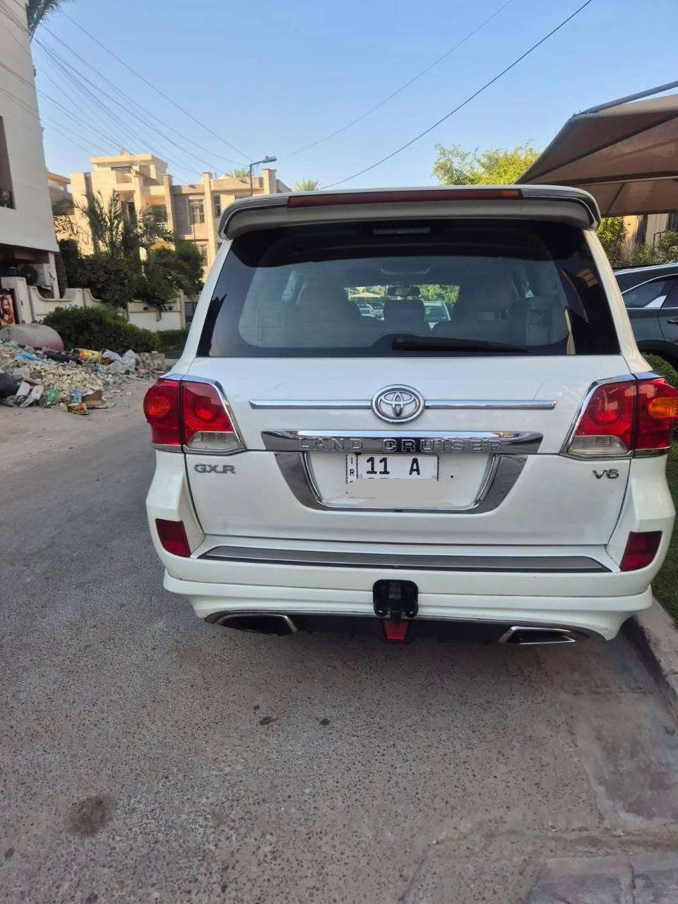 السلام عليكم للبيع لاندكروز ٢٠٠٩ محدث ١٤ سيارة جاهزة من كلشي بأسمي تحويل نفس اليوم سنوية ٢٠٣١ والهزة لشهر ال٢ ٢٠٢٧ محرك ٤٠٠٠ سعر السيارة ٢٨٠٠٠ للاستفسار ***********
