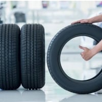 تاير  مستعمل للبيع اخو جديد  حجم  185.70.14 الاستفسار على رقم الهاتف 0...