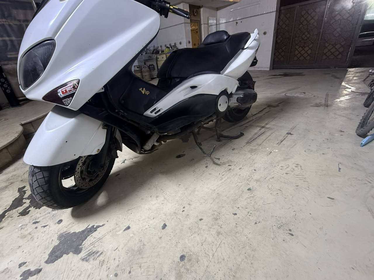 السلام عليكم تيماكس 2008 دراجه خير من الله شلعه معدل فول نقص ترايش مال صفاح وجوزه مال مروحهة الباقي مكفول سعر 19 وبيهة مجال مستعجل ع بيعته بغداد مدينه الصدر ***********
