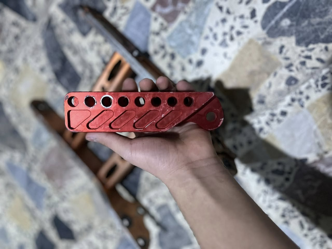 شيال راجع اصلي هوه ول تطواله مالته سعره 55وبي مجال ول ما يعرف بيهن لا يراسل مكاني بغداد حي جهاد هاذ رقمي ***********
