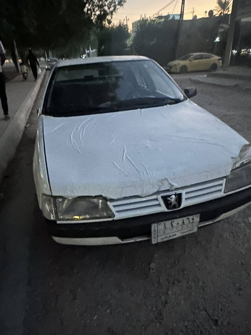 السلام عليكم سياره بيجو رواء 2009 رقمه قادسيه بيه خربطه رايده ب15 وبيه مجال وهذا رقمي ***********بي واتساب
