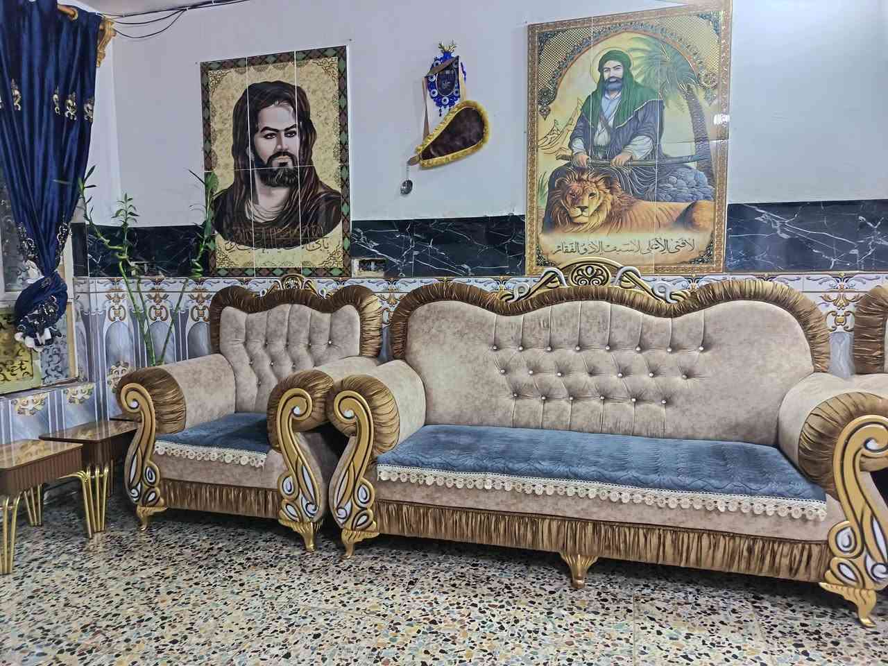 سلام عليكم تخم ابو التاج معه طبلات معه ميز بلازمه تخم نضيف كلش وقليل ستخدامه سعره مليون هو وطبلات والميز بلازمه وبي مجال قليل عنواني بغداد حي ور قرب حسينيه المصطفى الرقم ***********
