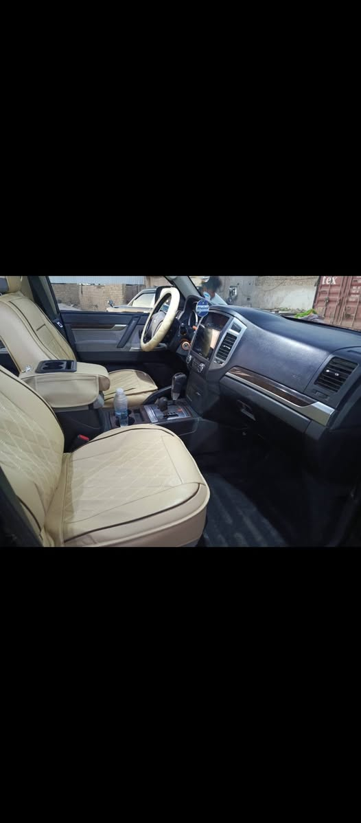 السلام عليكم بايجيرو موديل 15 لون اسود ملكي سياره استخدام شخصي كفاله عامه رقم اربيل مداور ثاني يوم  للبيع  الاتصال على الرقم ***********
