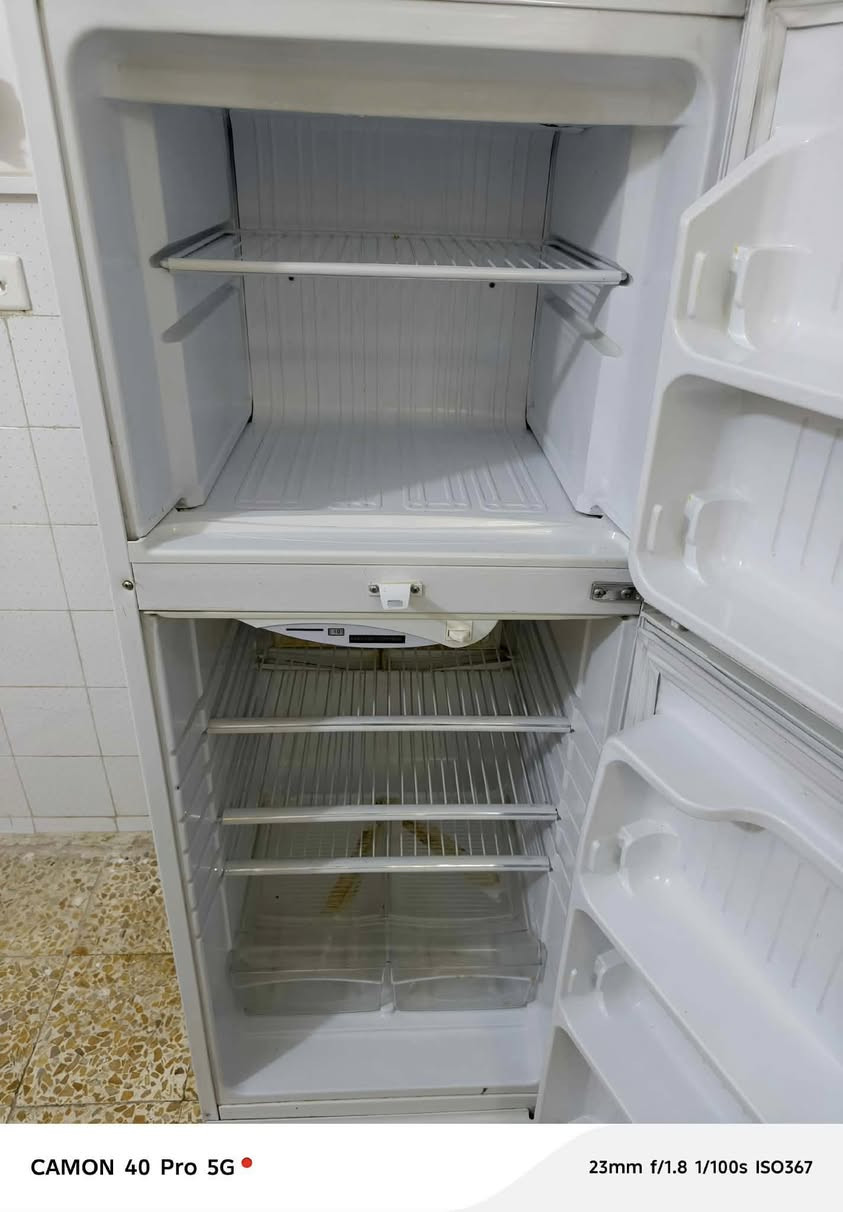 السلام عليكم ثلاجه للبيع. ‏الاسم كونكورد ‏كلش نظيفة ما داخل تصليح السعر 200 وبيها مجال بسيط للتواصل علا الخاص


**إذا كنت صاحب هذا الإعلان وتريد حذفه لأي سبب، رجاءا أرسل رسالة إلى الدعم الفني**