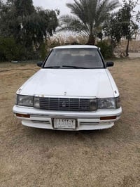 كراون • ١٩٩٠ • محرك ٢٥٠٠