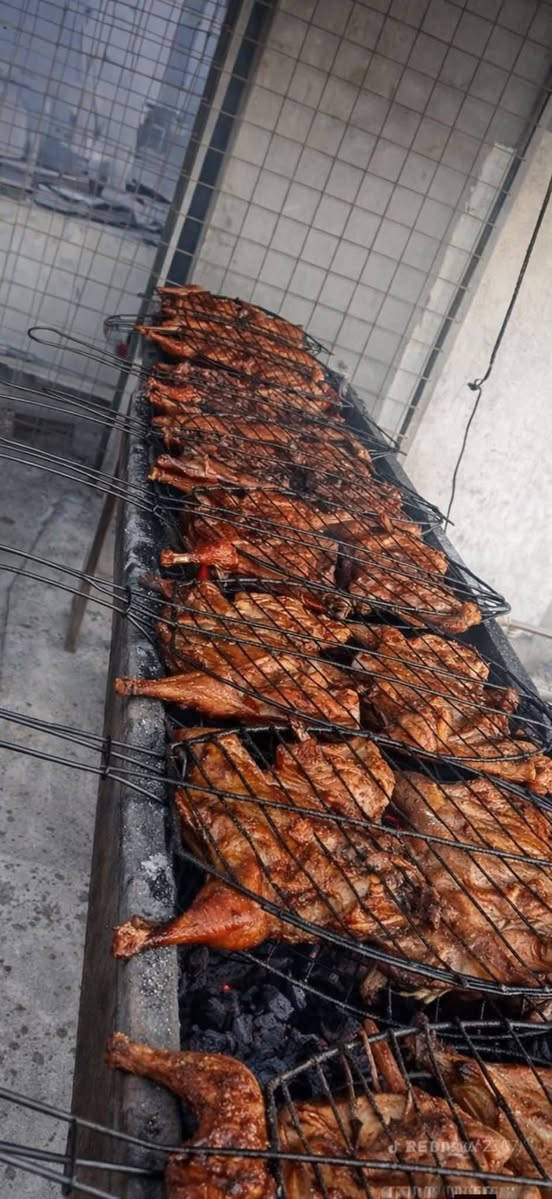 تم وصول دجاج الديره في علوة السلطان 
وتم وصول سمك درجه أولى اقفاص 🐟🐟🐟🐟
(((كليو السمك شوي درجه أولى الكيلو فقط ب 5500 )))
رجع توفر دجاج شوي درجه أولى شوي تنور طين 🕳️🕳️
بطعم مختلف جدا دجاجه خشنه وزنها 3كيلو مع الشوي 
((((فقطططط ب 11الف))))بلاشششش🐔🐔
((((ويوجد شوي افخاذ واجنحه بطعم مختلف)))))
تعلن علوة السلطان عن توفيردجاج مقطع  
صدر دجاج ج فرش 5000الكيلو
فخذ دجاج فرش ب 4500الكيلو 
أجنحه دجاج فرش ب 4500 الكيلو 
ركب+ ظهر دجاج الكيلو ب 2000
كبد وحواصل كيلو ب 3000
العنوان تأميم شارع ٦٠ مدخل القادسية الثانيه شارع أم شهد 
للاستفسار الاتصال على الارقام التاليه
***********
يتوفر واتساب
