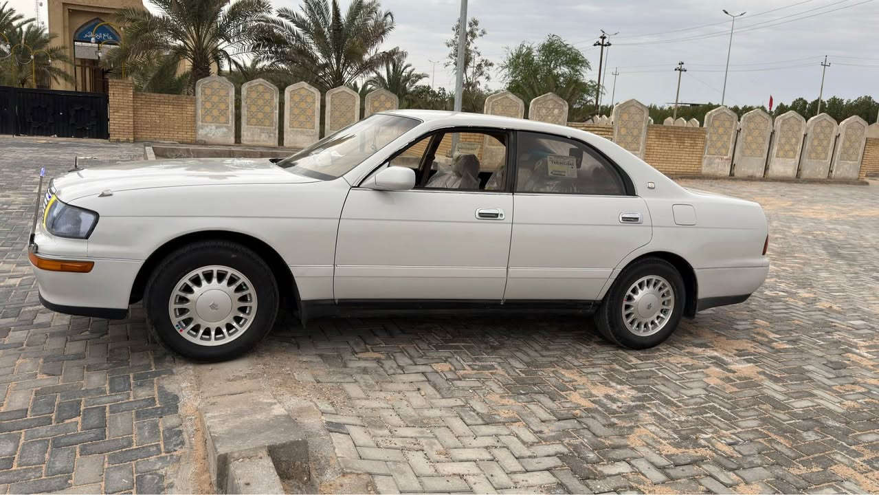 سلام عليكم سياره بطه مكفوله من الكصه ولضربه ول النقل الجثه مصبوغه جماليه فقط مكينه وكير وحداديه مكفولات وجدد تخم تاير ويل جديد لايت زنون شاشه لسياره جاهزه تبريد ثلج دواخل جدد لسياره مالت جناي ومتعوب عليها سعرها ٦٥ وبيها مجال مكاني بصره قضاء الفاو رقم الهاتف *********** البصرة, العراق
