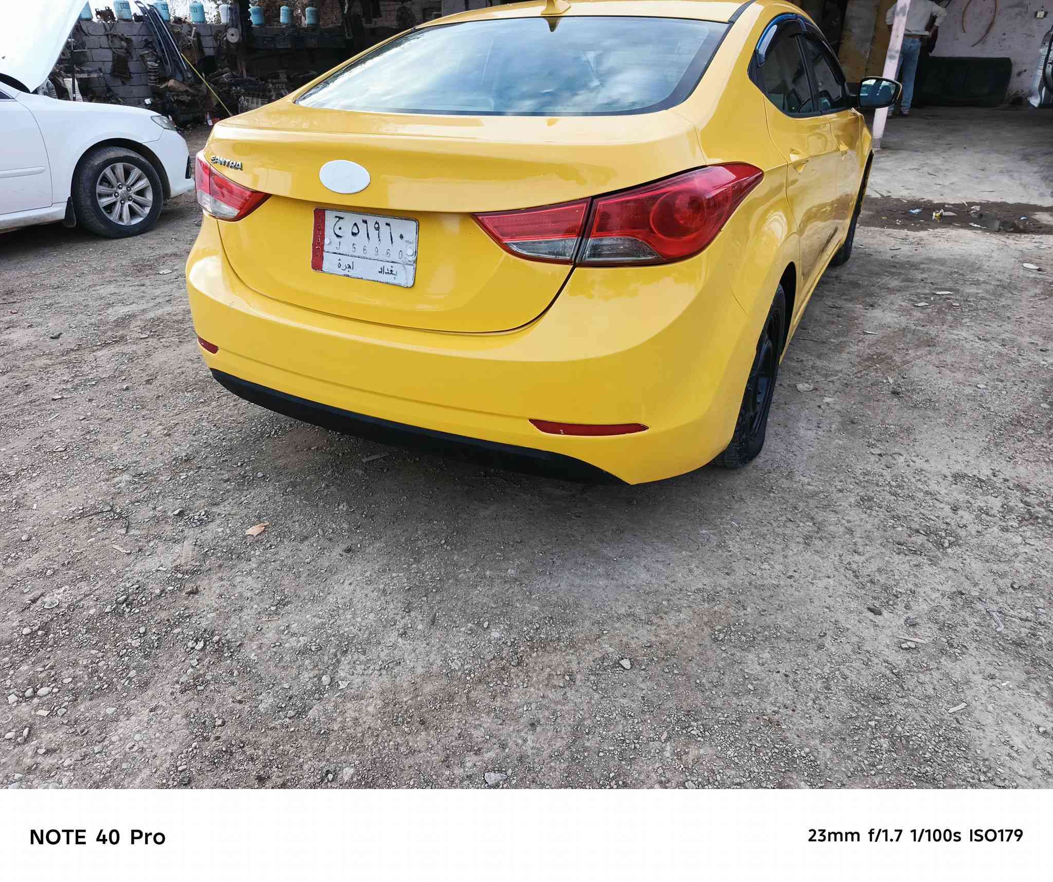 سلام عليكم للبيع النتر 
مديل2014 رقم بغداد
وارد أمريكي محرك 1800
سنويه إلى  2028
 كير مكينه حداديه جديدة
تبريد تدفئة شغال تخم تاير جديد
 مكان بابل ناحيه شوملي
السعر 110 بيهه مجال بسيط
لاستفسار رقم ***********
