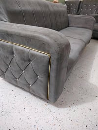 كنب ١٠ مقاعد • نضيفه • عليه مجال