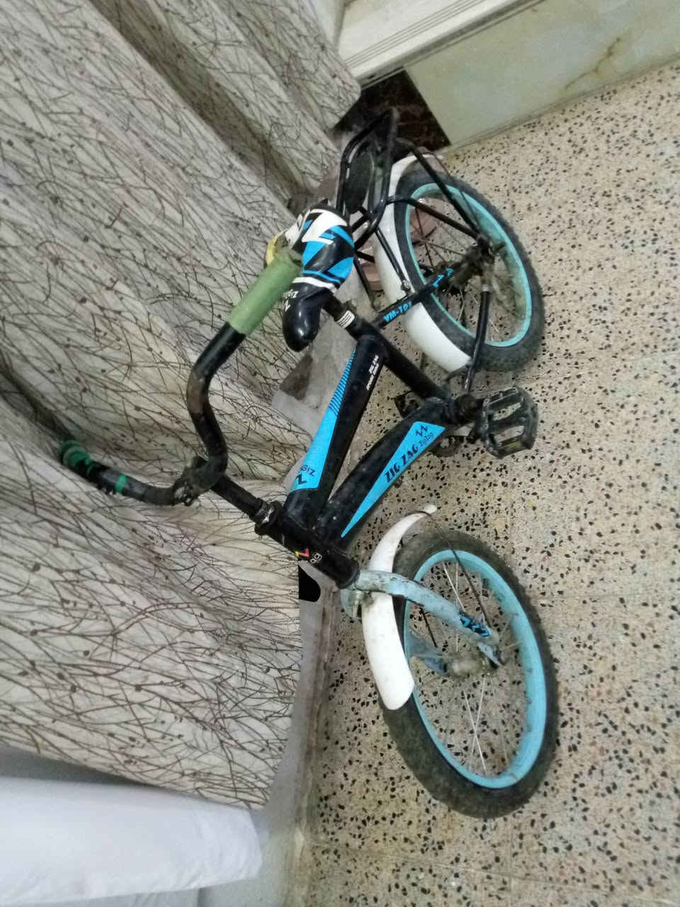 باسكلات للبيع سعر خاص


**إذا كنت صاحب هذا الإعلان وتريد حذفه لأي سبب، رجاءا أرسل رسالة إلى الدعم الفني**
