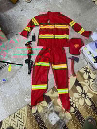 ملابس • توصيل