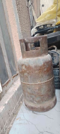 للبيع بسعر مناسب 07856802460