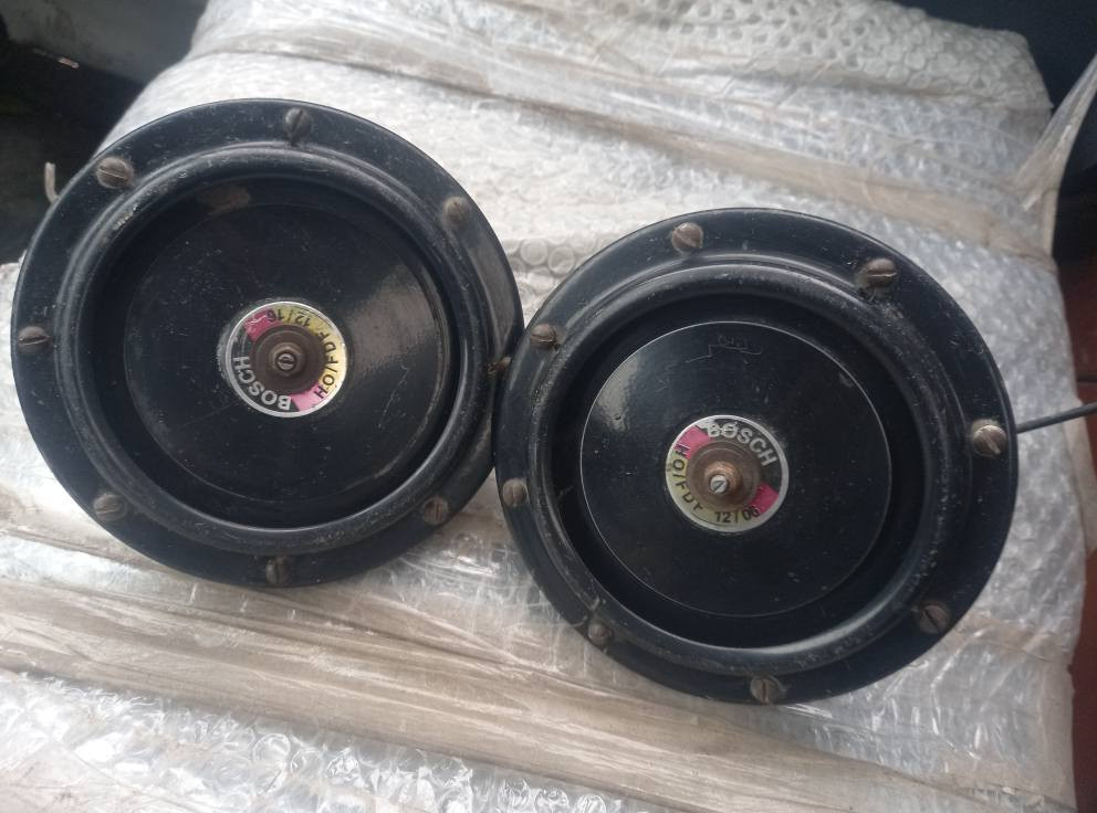 سلام عليكم 
هورنات بوش عنجه ابو الكنر
دكه و نعومه فول اب 220الف
عل فحص***********
