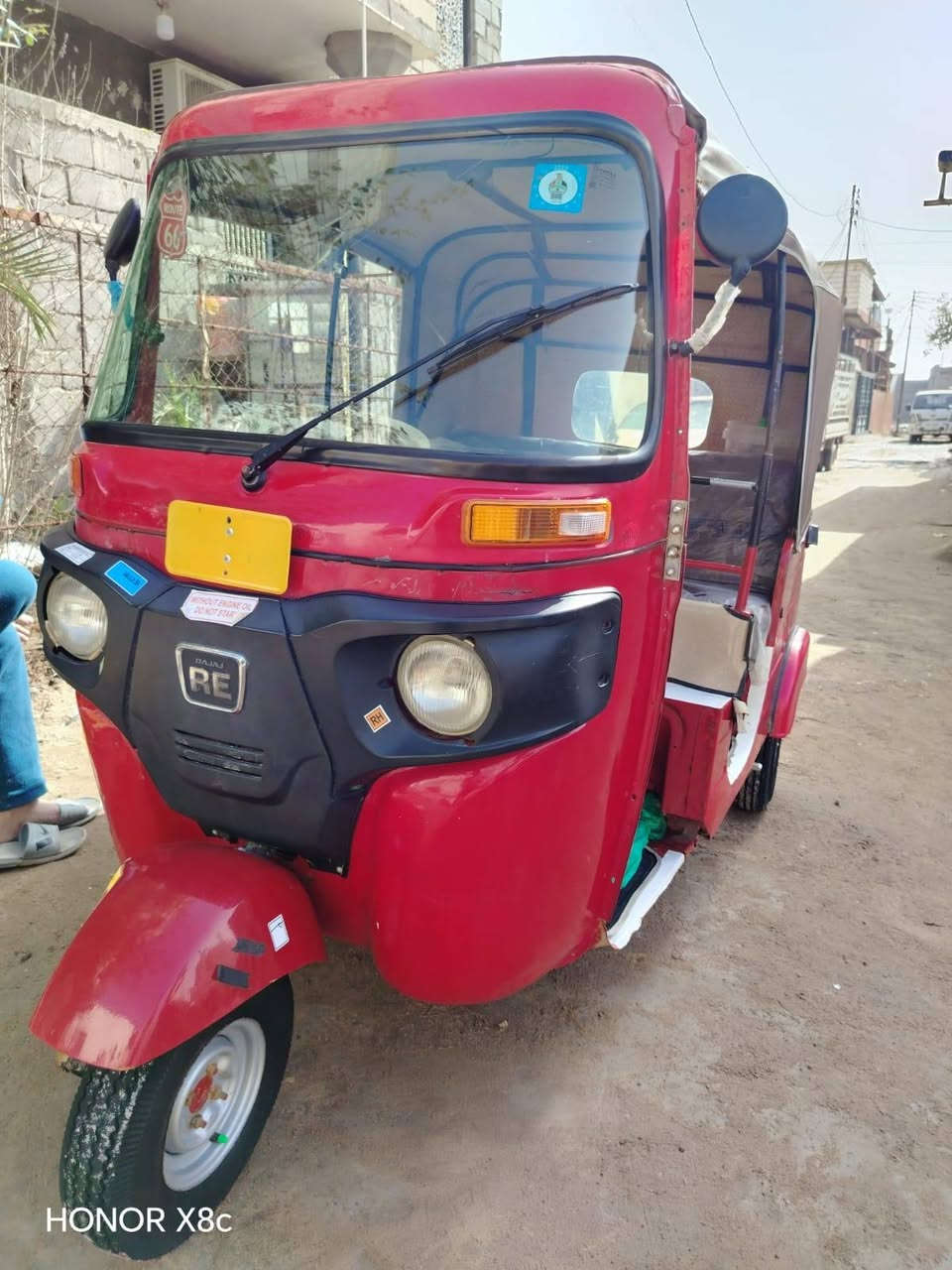 السلام عليكم تكتك البيع باجات مديل 18رقم وسنويه تكتك حلوه ونضيفه خير من الله كبل الشارع تشتغل بيهه مجفته شركه 5مليون 750 رقم تلفون***********
