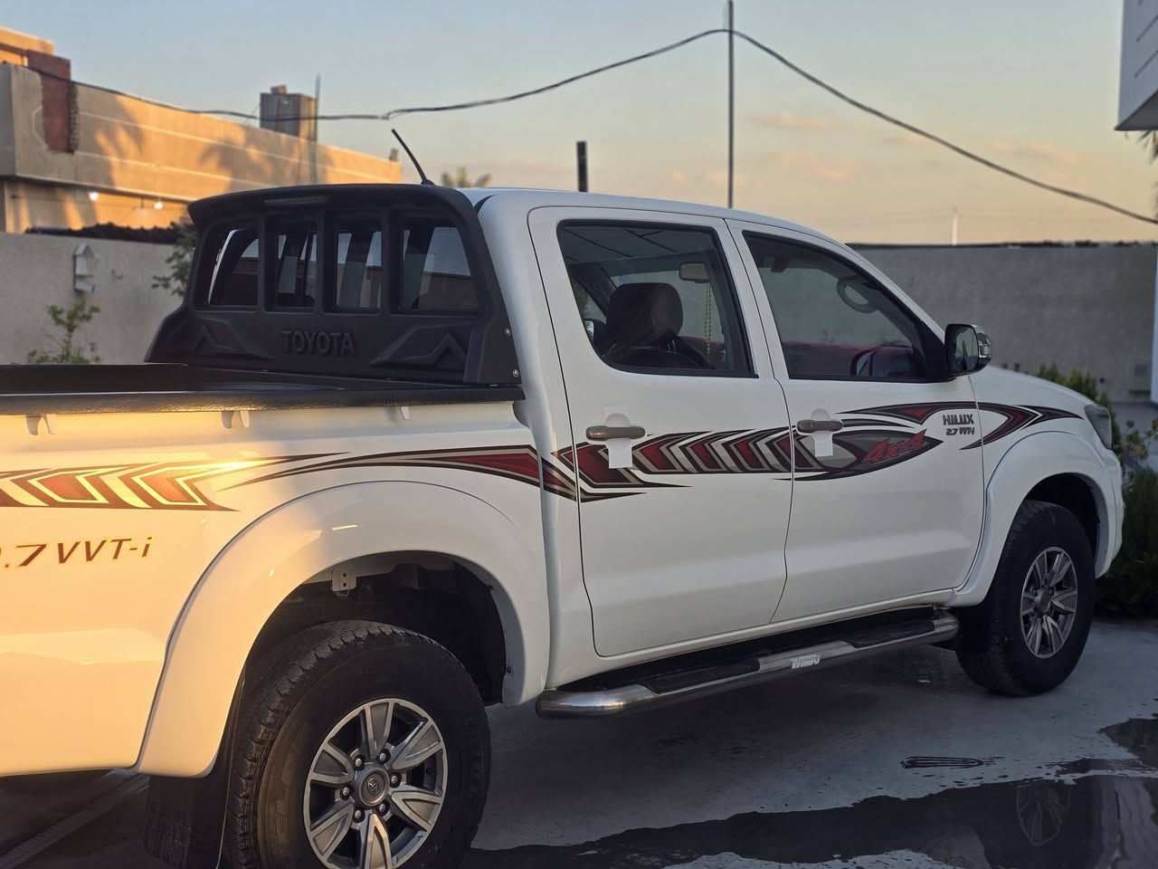 السلام عليكم 
تيوتا هايلوكس [ 2014 ]
خليجي مكفوله كفاله عامه كير ومحرك وكشر ماعده بارد كرت موضح بصوره الباقي مكفول.
سنويه 2032 
ماشيه 193.000 الف
سياره جديده مال جناي 

السعر     ((250)) 

للإستفسار  :: ***********
