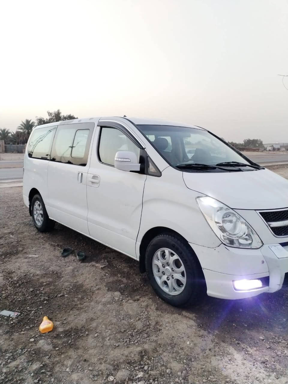 السلام عليكم ستاركس موديل 2009 سياره مكفوله كفاله عامه مكينة وكير واكسن جدد ومكفولات تخم تايرات جديد تبريد شغال صدر امامي وخلفي كله جديد  رقم سياره بغداد  مكاني بغداد رقم تلفون ***********
