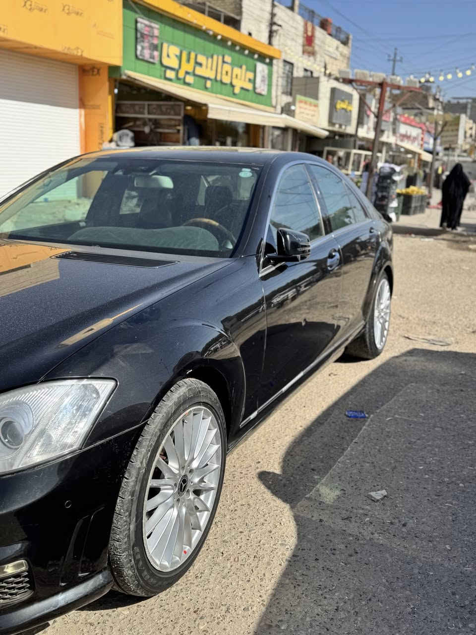 مرسيدس S350 2009
السياره وارد الماني
فول مواصفات
بردات بلاديه 
برده جامه خلفيه 
رادارات امامي خلفي وحساسات امامي خلفي
كامرة امامية 
ابواب شفط صندوق شفط 
كشنات تدفئة تبريد 
وكلش هواية بعد مواصفات ممذكورة
السيارة مكفولة من الضربة والصبغ 
السيارة رقم اربيل ب اسمي 
ماشيه 149 الف كيلو 
مكان السياره بغداد الشرطة الرابعة
 
السعر 205 وبيهة مجال 
للاتصال : ***********
