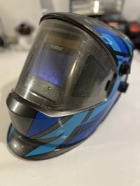 خوذة لحام يورباي • تعتيم تلقائي شمسي • نوافذ جانبية