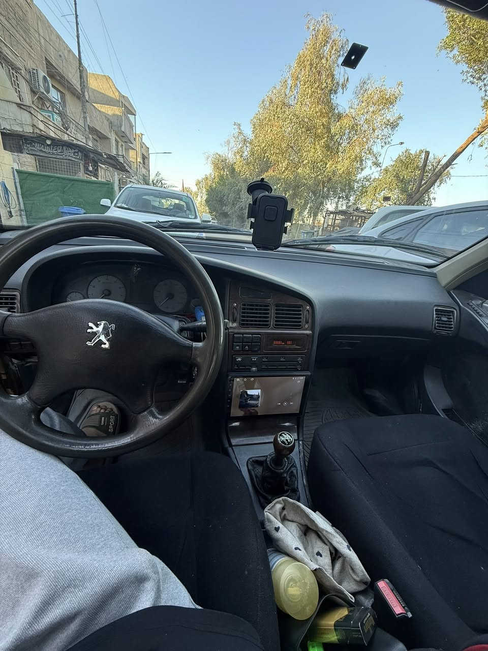 السلام عليكم شباب
بيجو بارص للبيع موديل 15قطعه وحده صبغ جاملغ امامي فقط
السياره باسمي مصفره هيئه وغرامه هزه جديده سنويه لحد2035

مكينه والكير خير من الله 
تبريد السياره شغال ثلج 
العسر 42 وبيهه مجال 
واتساب***********
خط ***********
