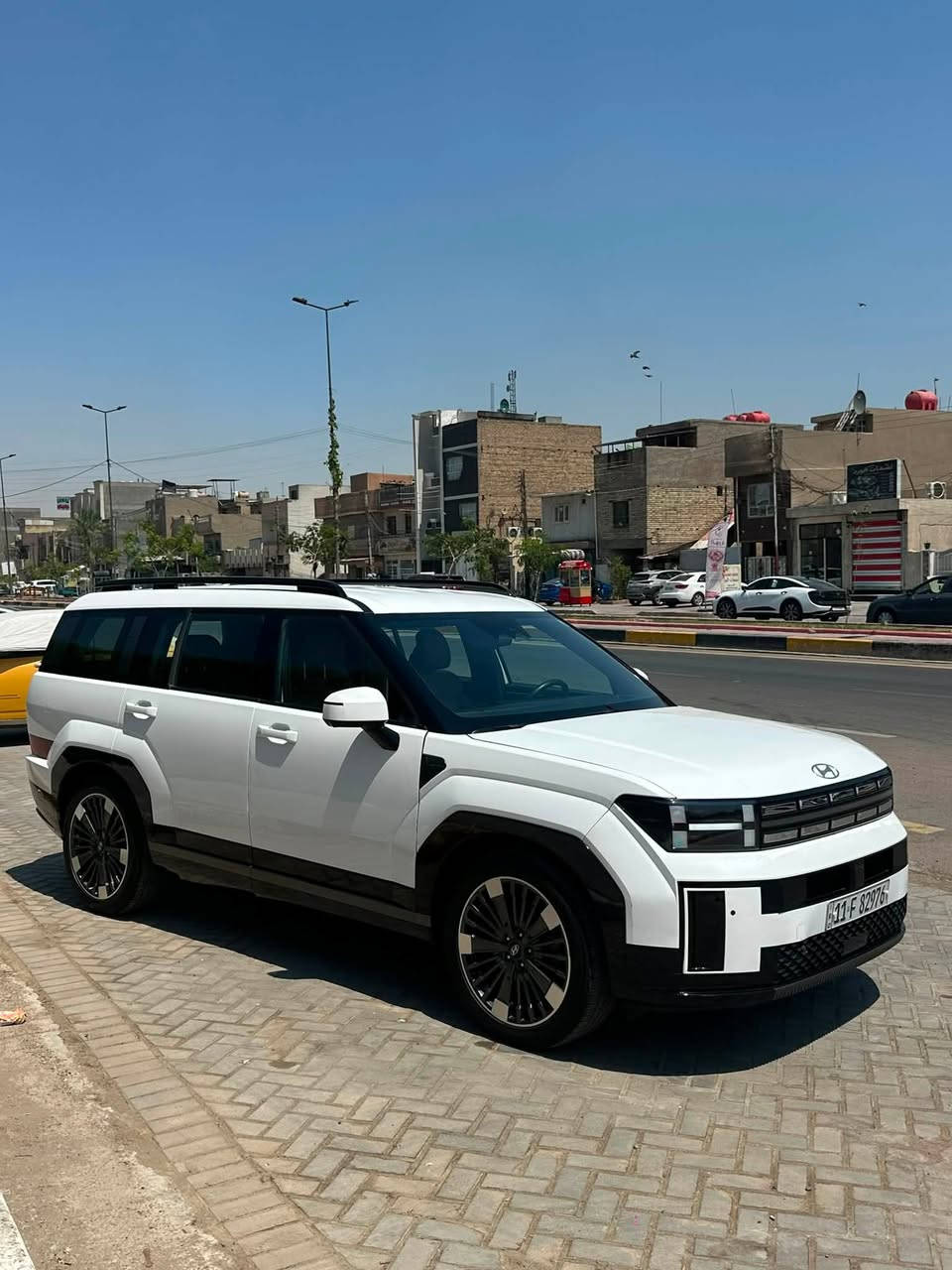 سلام عليكم على الجميع راح اطول عليكم بلكلام بس علمود يصير عدكم كلشي كدامكم واسف على الاطاله 

مرقم بغداد هايبرد + بانزين عدى البانوراما شنو الي بالك بيها. 
 
للبيع او للمراوس
 السعر 240وبيها مجال والمواصفات الي بيها لا بلخليجي يجي ولا بلمريكي وكلشي بسعره حادث السياره جاملغ وبنيد مبدل نفس لون اصلي بكوريا 
للتواصل *********** عنواني بغداد الشعب 
_هواندي سنتافي 
موديل 2024
 فول  مواصفات للاخير ماكو مواصفات ماكو بسياره مواصفات vip السياره اني مستوردها من كوريا ستيراد خاص بسمي السياره مواصفات السياره:
بصمه ولمس الأبواب وتفتح السياره
فول رادارات 
قيادة اليه
مري شفط 
اشاير بلمري 
مري قلاب من ترجع بك
اضائه من تتقرب الها بلمري 
اضائه بليدات من تتقرب الها
الشاشات الاماميه الكيلومتر وشاشه الراديو بيها فلتر اضائه لحمايه للعين
جنطه كهرباء  شفط
5كامرات360
الكاميرا 5 تسجل فيديو  بلادي من الشرك وتعرض على شاشه السياره 
تقدم وترجع بلريمونت 
حساس امامي وخلفي 
مودات درايف 4
اوتو هولد
 _شاحن_ وايرلس عدد ثنين بسياره
شاحن كيبل 
USB
التبريد 3مناخات منفصله امامي وخلفي
الايتات LED عالي وناصي 
الايتات ماطور متحرك
الدشبول  بي اضائه ملونه
اللد الامامي نشرة ضوئيه متحركه
الكشنات الاماميه كهرباء 
كشن السايق مساج
الكشنات الاماميه اوضاع متحركه كثيرة 
كشن السايق خزن 3اوضاع
كشن السايق بعد 130 يحظن السايق
تدفئه تبريد بكل كشنات السياره
تدفئه بالستيرن
بردات خلفيه
كاميرات بالدشبول من شغل اشاره يمين او يسار 
ويل بطابع رياضي 
بريك خلفي من ترجع وسيارة وراح توكف وحدها
