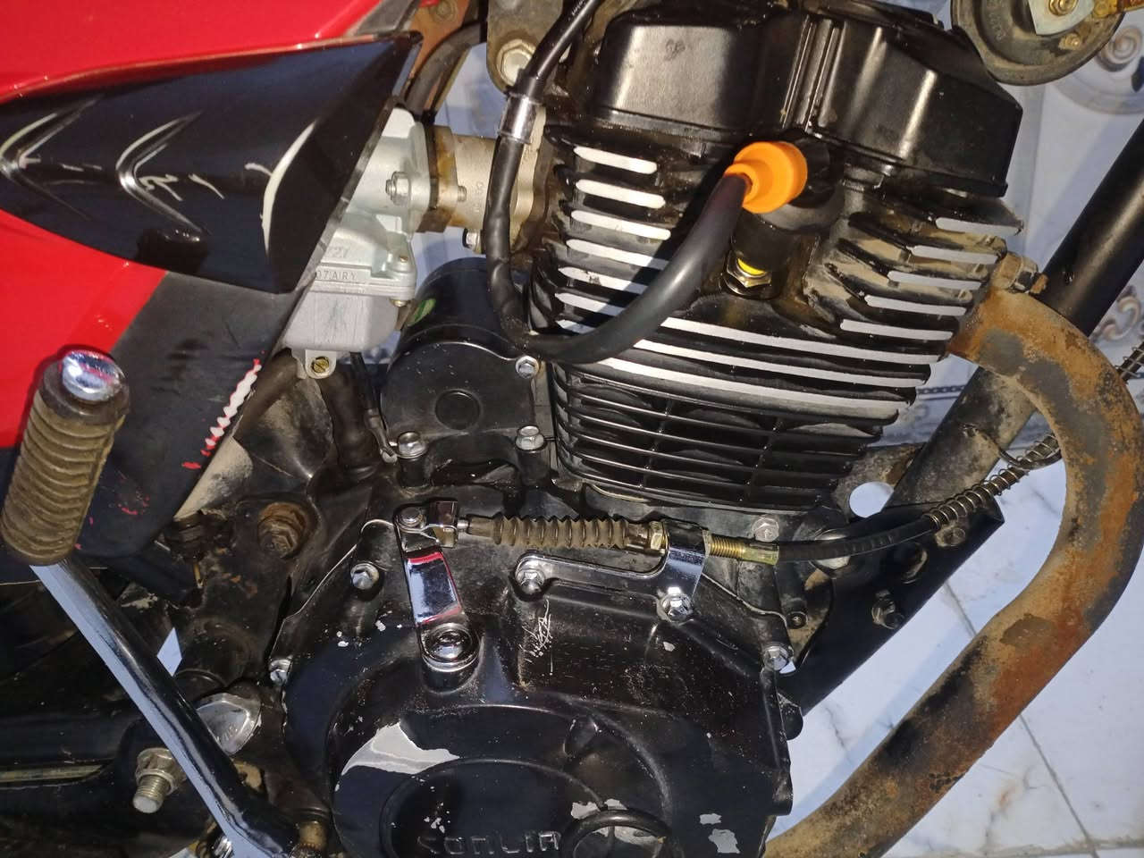 دراجه شاينه للبيع موديل 22 نازله بال 23 دراجه كفاله عامه رقم بغداد تحويل ثاني يوم سعرد 1,100 وكان بغداد ***********
