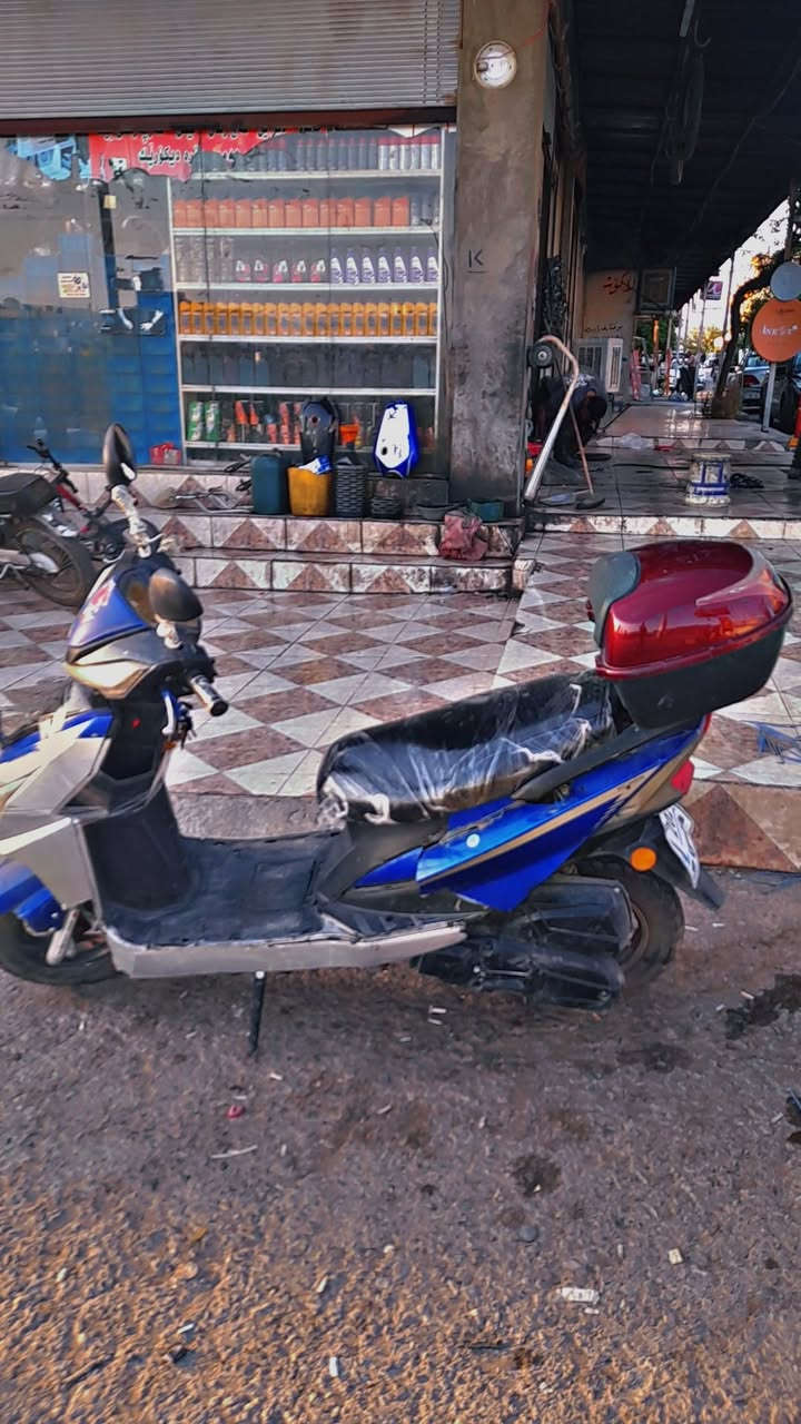 ماتۆری ماکس مەکینە150cبۆفرۆشتن 
کێشەی نیە بەنیو سلف هەڵەبێت
نرخی 290هەزارە 
لەسلێمانیم


**إذا كنت صاحب هذا الإعلان وتريد حذفه لأي سبب، رجاءا أرسل رسالة إلى الدعم الفني**