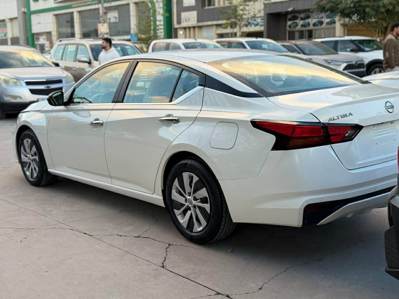 نيسان التما. موديل 2024 (s) بجم كبس بدون ايرباك. ضرر صندوق فقط. كاتي سعر163 

***********
