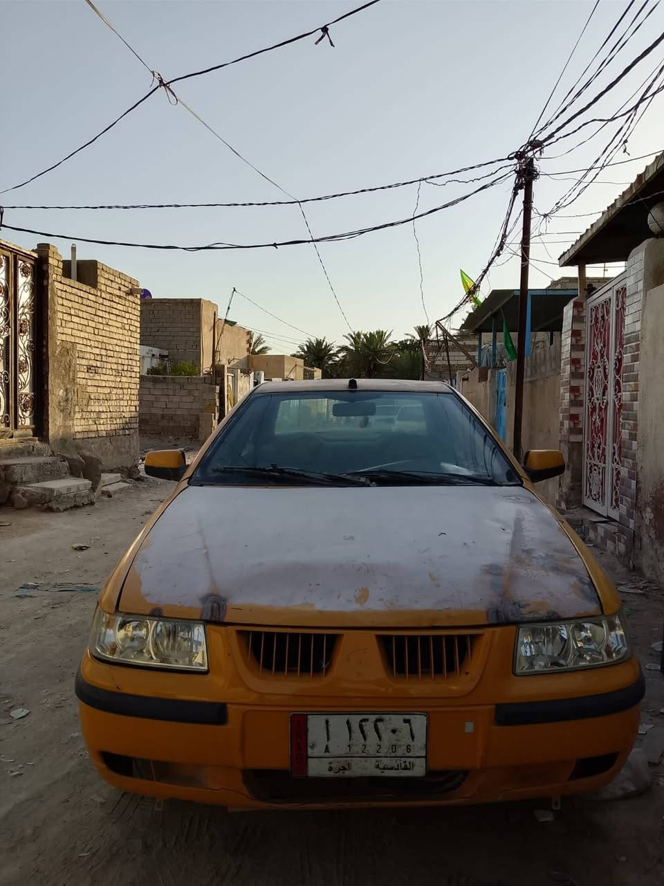 السلام عليكم سمد 11 مداور ثاني يوم محرك اوكير بكارتون توني شادهن قلايج من الطول لطول تخم تاير تخم حداديه كله جديدشاده مكفوله من الضربه السياره بلاديه كهربايات كله شغاله سستم سماعات  سعر 26 شعليه هيه اوغرامه ينزلن من سعره مكان نجف كوفه ***********
