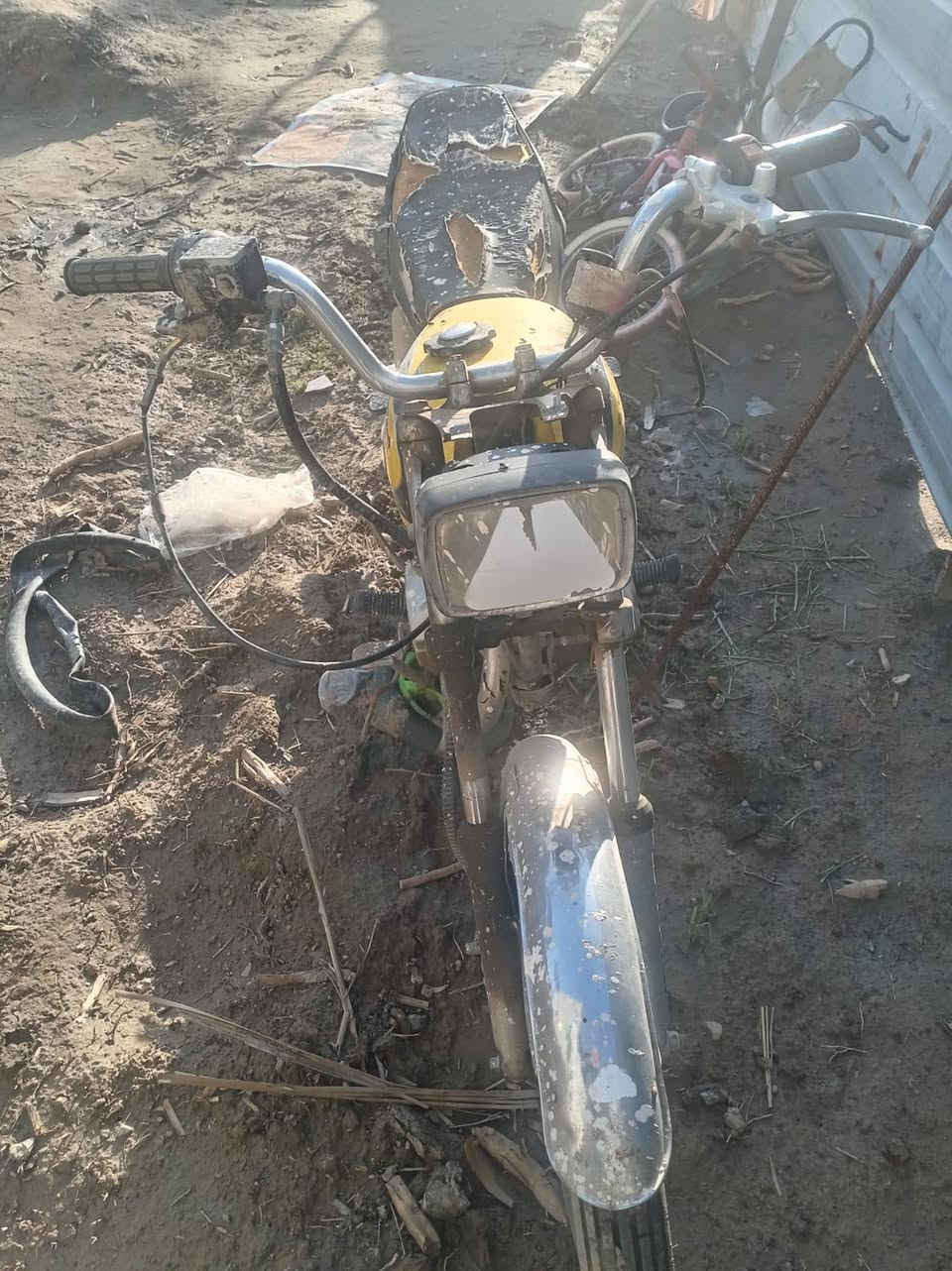 السلام عليكم من رخصت الادمن عندي دراجه للبيم مكانه بلرشديه


**إذا كنت صاحب هذا الإعلان وتريد حذفه لأي سبب، رجاءا أرسل رسالة إلى الدعم الفني**